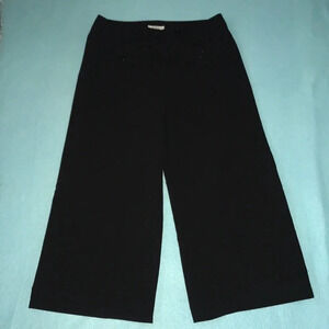 𝅺DRESSBARN wide leg black crop pants 4 pockets size 8